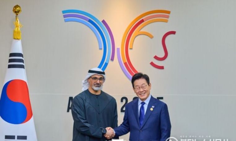 이재명 대통령, APEC 정상회의 UAE 왕세자 면담