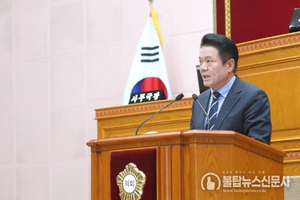 최대호 안양시장 의회 시정연설 “경부선 지하화 등 시민과 함께 미래 개척”