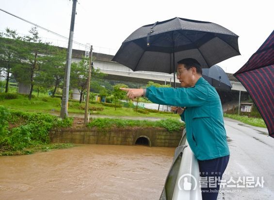 이용록 홍성군수, 140mm 폭우 속 현장대응 ‘눈길’