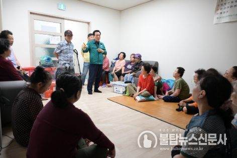 백성현 논산시장, 반드시 특별재난지역 선포해야...강력 요청 계속되는 폭우 대비 배수장 관련 예산 지원 요청하기도...