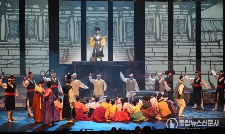 나주시가 광주‧전남 최초로 추진한 ‘2025년 예술인 활력소득’ 지급을 완료했다. 사진은 지역 문화예술 공연 모습.